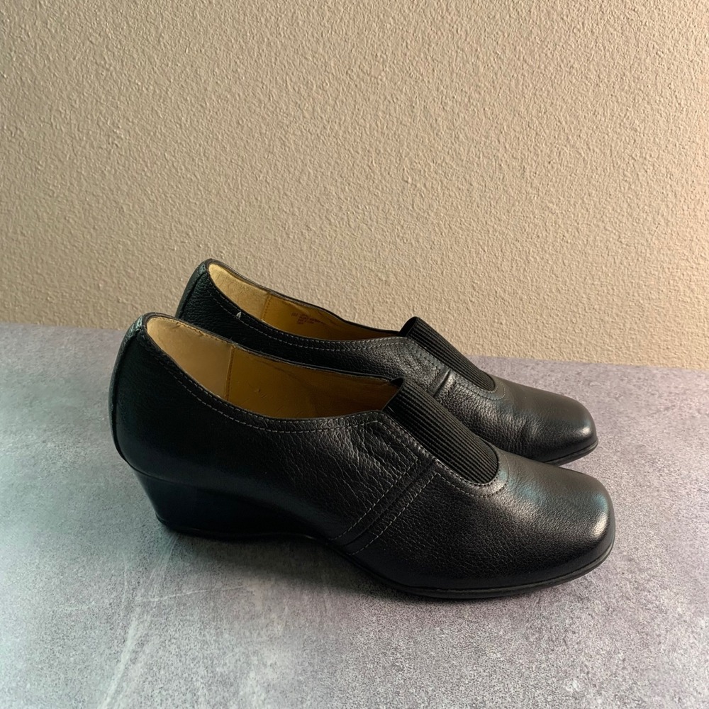 Softspots Women's Black Leather Comfort Wedge Heel Shoes -‎ Size 8M - Picture 2 of 10